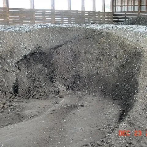 thumbnail for publication: Collecting a Poultry Litter Sample for Analysis